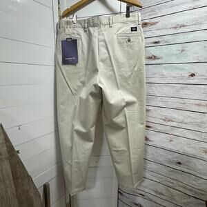 NWT Dockers No Wrinkle Twill Khaki Tan Pants Mens 36x29 Classic Fit Pleated New